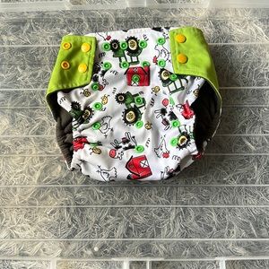 Farmer reusable, washable diapers with inside pocket